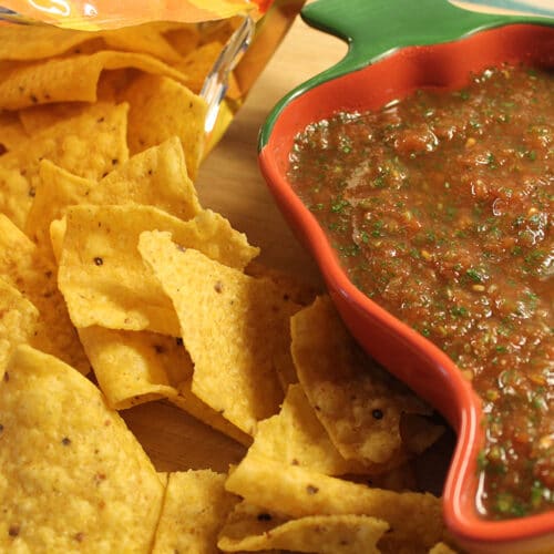 Restaurant-Style Salsa - 10 Minutes or Less! - Cook with Kerry